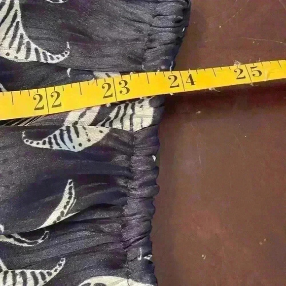 Lane Bryant Business Casual Blouse Mock Neck with Twist Cutout NWT Size 24 - Picture 15 of 16